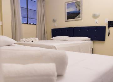 Lemes Hotel Quadruplo 01